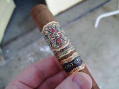 Opus X Lost City Robusto 011.jpg