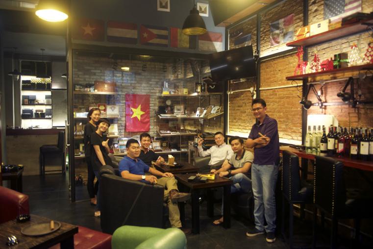 Image result for siqar lounge ho chi minh