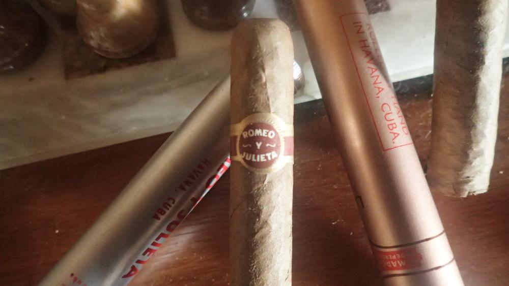 3006 cigar 014.JPG