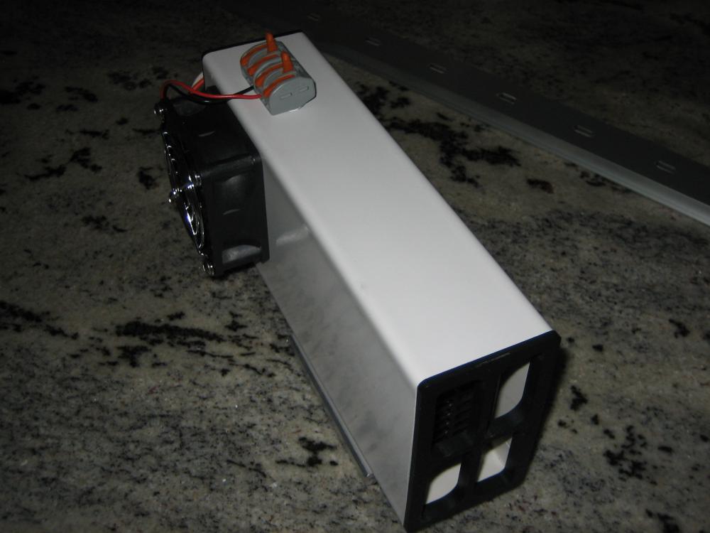 2014-10-08 15.09.58_Heater and enclosure prototype.jpg