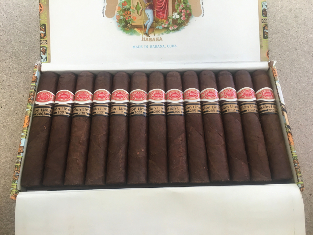 Lot 20 Romeo y Julieta Robusto LE.jpg