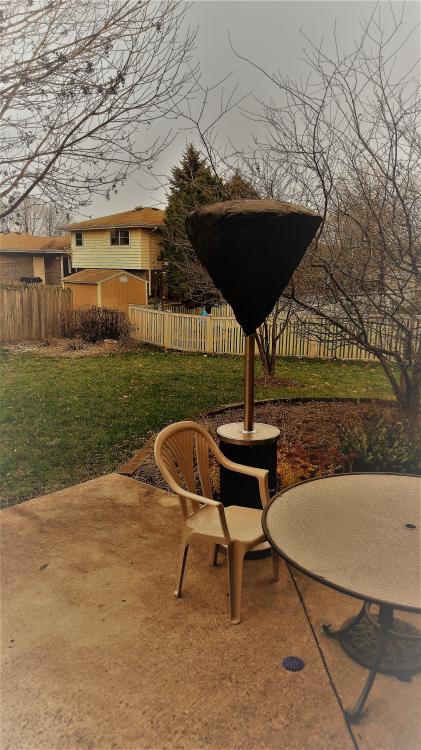 winter smoking lounge.jpg