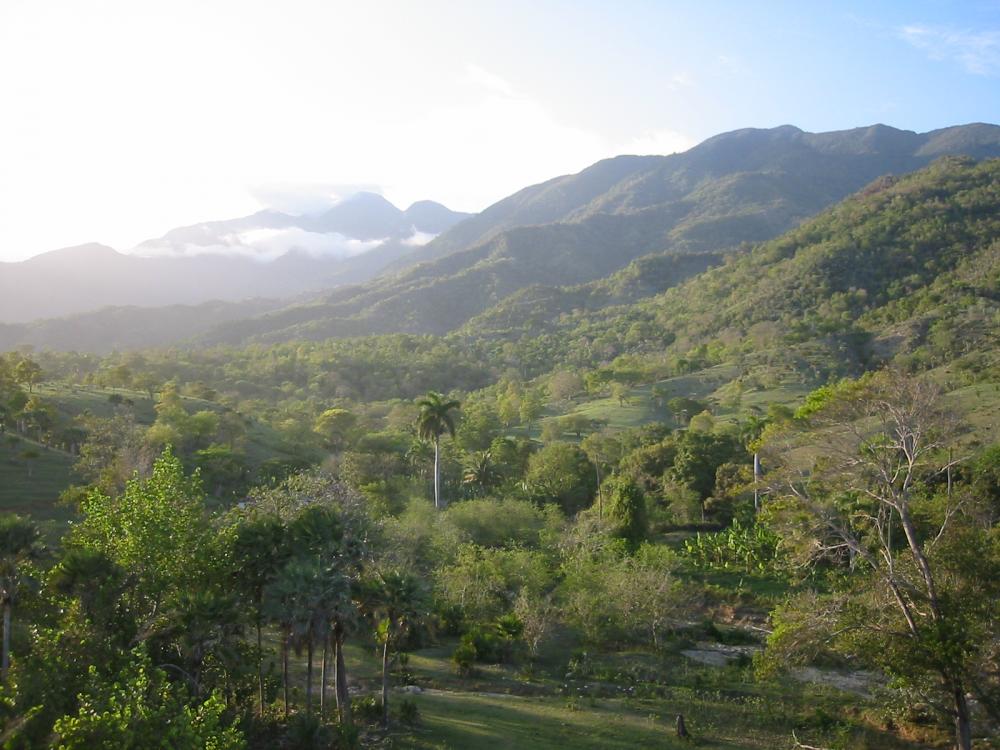 Coast west of Santiago.jpg