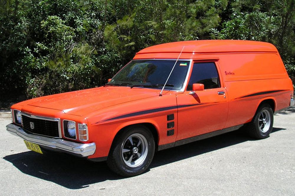 1975-holden-hj-sandman-panelvan.jpg