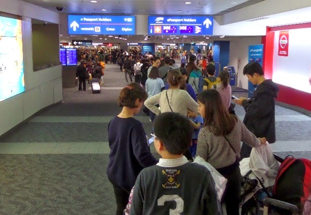 Immigration.jpg.169e120c53ed13b210dccbc5e06b969e.jpg