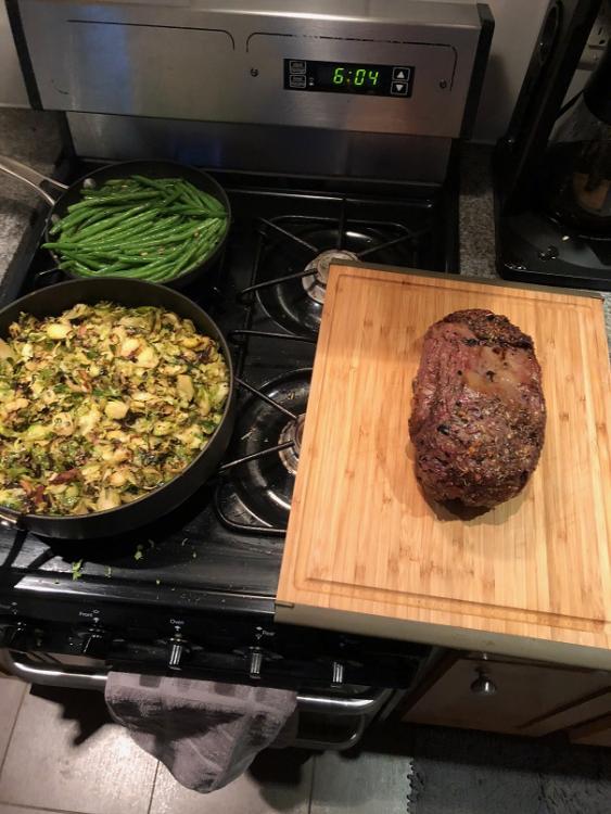 xmas dinner.jpg