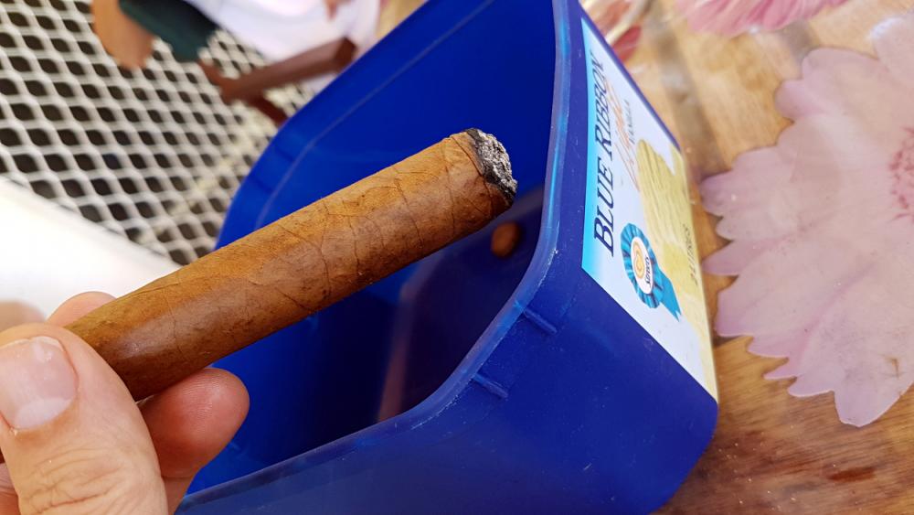 Ashtray.jpg