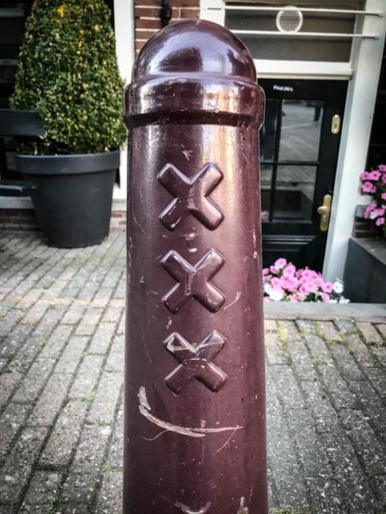 Amsterdam.thumb.jpg.de2c0acbc4b71ce8ee33731b1cff5baf.jpg