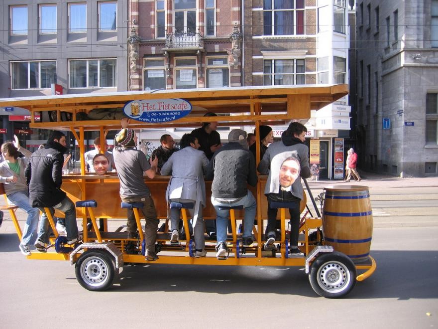 beerbike.jpg.faa0b78964814c376d8a9f32ceae64d9.jpg