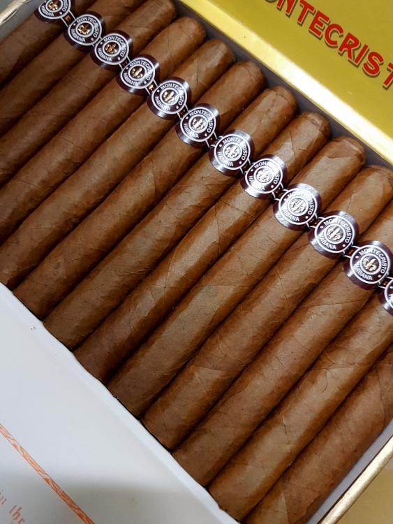 Montecristo Number 4 PSP JUN 18.jpg