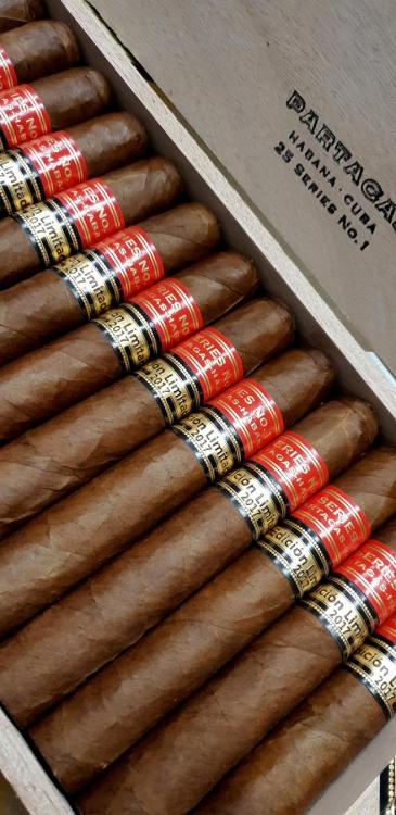 Partagas Series No 1 NOV 18.jpg