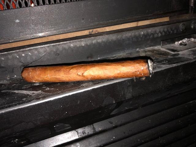 2060042455_CustomLancero.jpg.fabc969f8b55beac93dbb47d2273e2b1.jpg