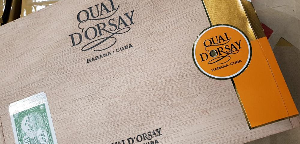 Quai D'orsay Corona box..jpg
