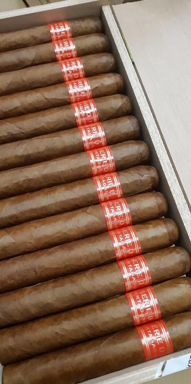 Partagas Serie D Number 4 PSP MAR 19.jpg