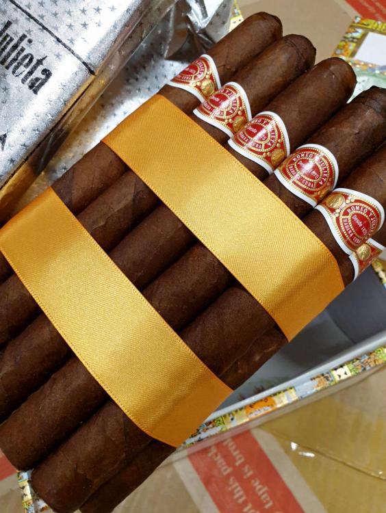 Romeo y Julieta Cazadores PSP NOV 19.jpg