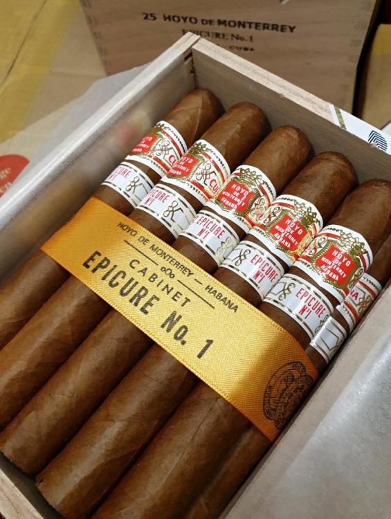 Hoyo De Monterrey Epicure Number 1 PSP OCT 19.jpg