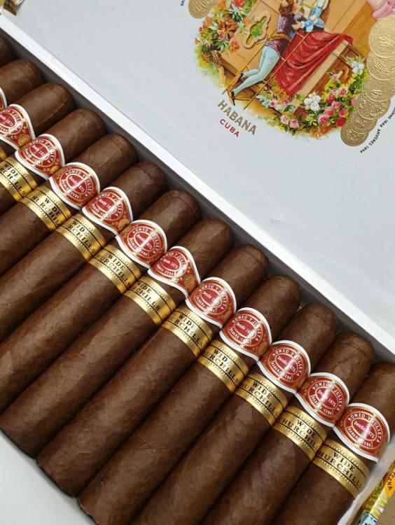 Romeo y Julieta Wide Churchill PSP NOV 19.jpg