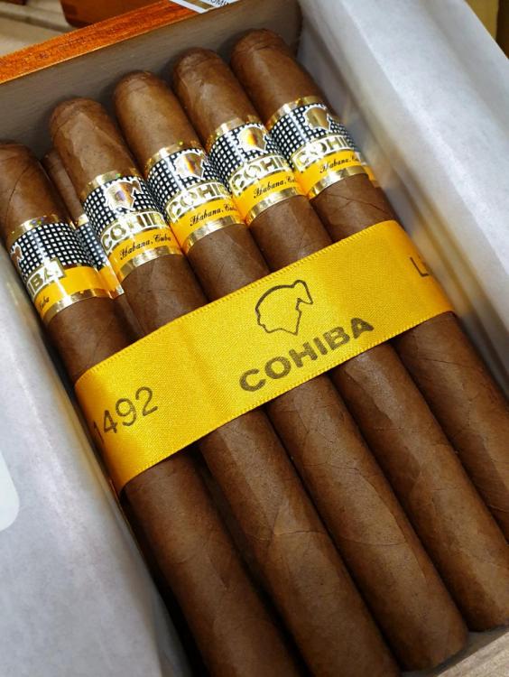 Cohiba Siglo III PSP NOV 19.jpg