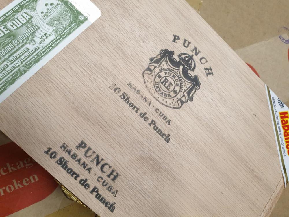Punch Short de Punch.jpg