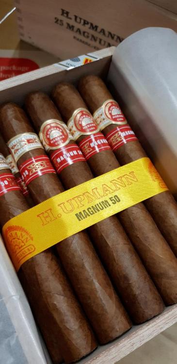 H. Upmann Magnum 50 PSP MAY 19 (2).jpg