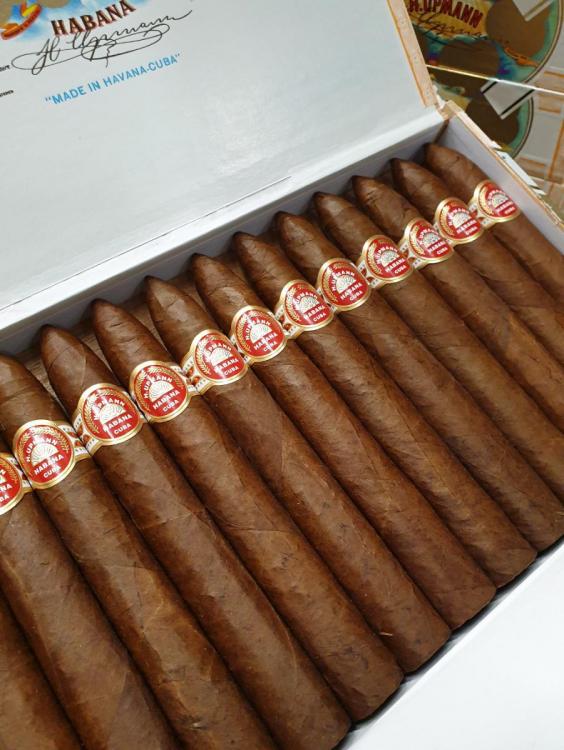 H. Upmann Number 2 PSP AGO 19.jpg