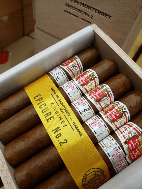 Hoyo De Monterrey Epicure Number 2 PSP JAN 20.jpg