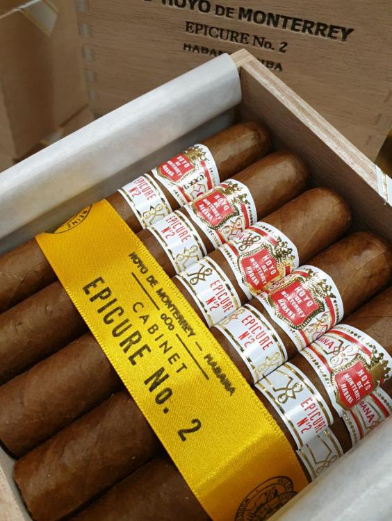 Hoyo De Monterrey Epicure Number 2 PSP JAN 19.jpg