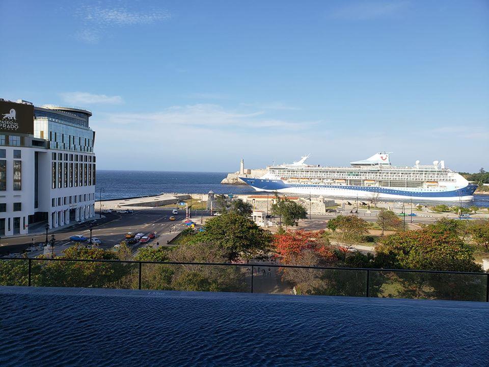 Havana_Cruise_Ship_12012020.jpg.310ff1cbc9d9ba7af8ec5c080e8686de.jpg
