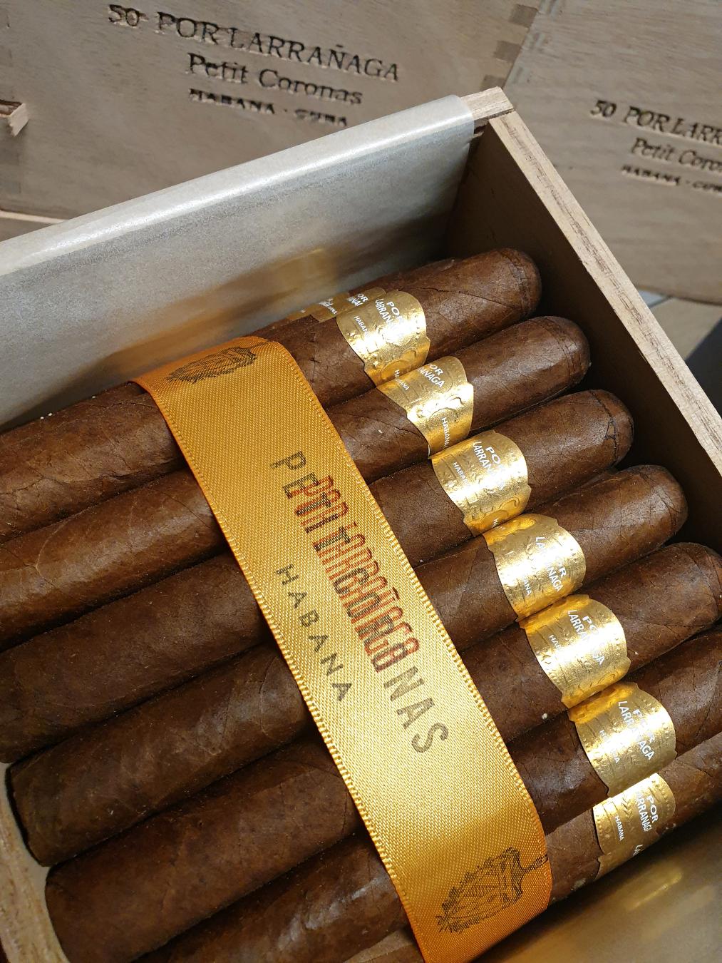 Por larranaga Petit Corona 50 cab MAY 20.jpg