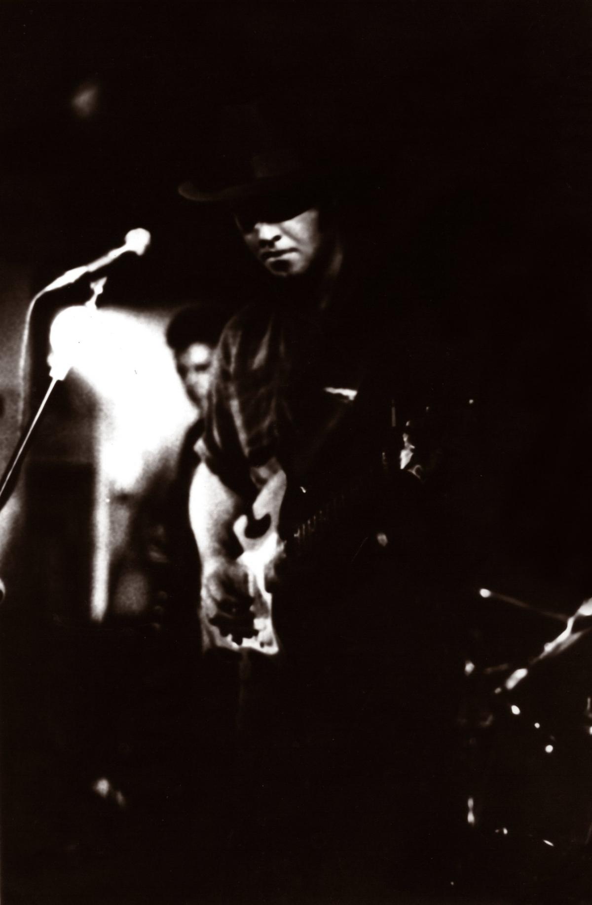 369277585_Whelans_1992.jpg.3607308e604b739823f1e1d09f365643.jpg