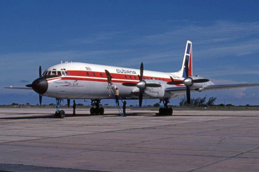 Cubana.jpg.5c341a6db51a9b67ef5260bde7fd566f.jpg