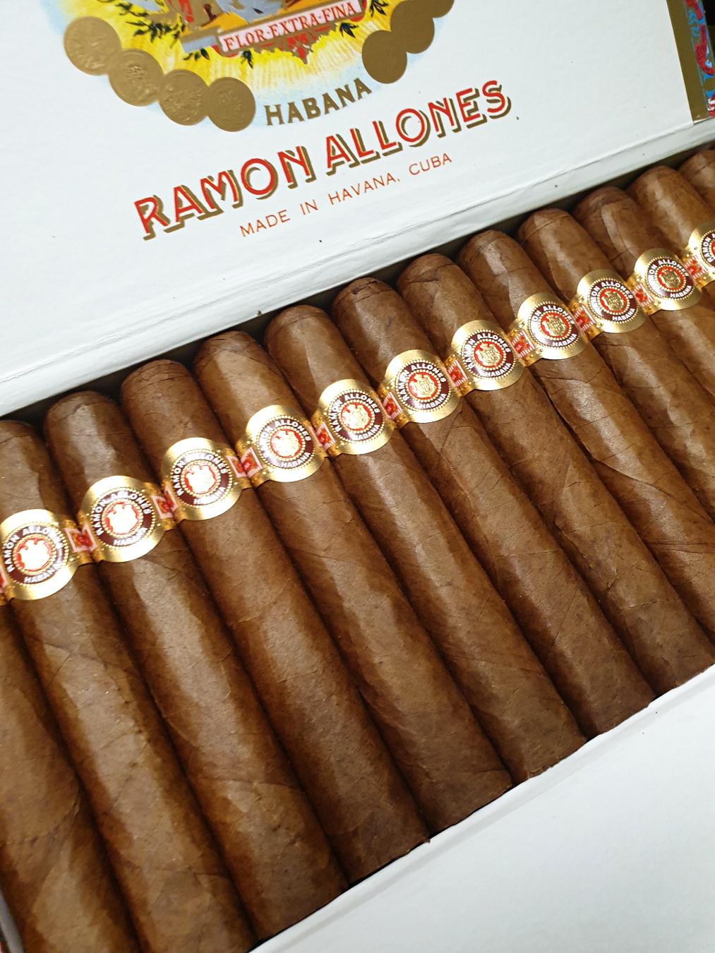 Ramon Allones Specially Select PSP NOV 20.jpg