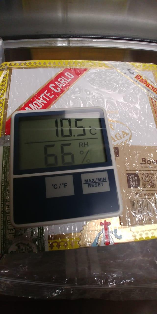 Zigarrenkeller.jpg.e051410819c111fc7555ad72e043acdd.jpg