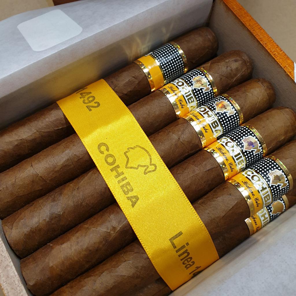 Cohiba siglo IV PSP ABR 21.jpg