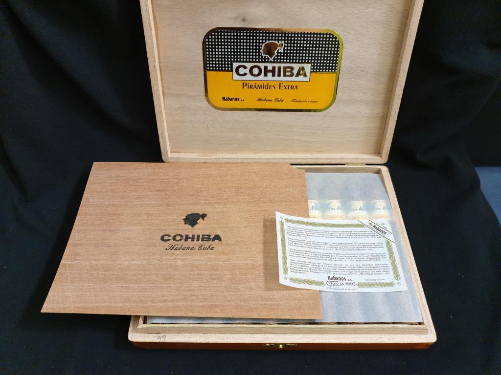 Cohiba Piramide MUR DIC 12 A A (2).jpg