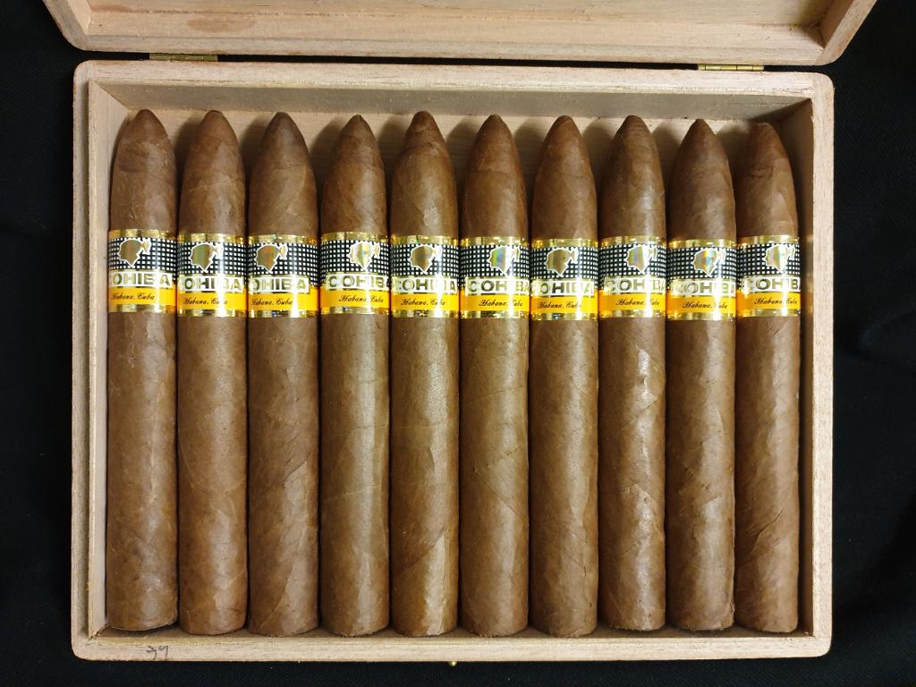 Cohiba Piramide MUR DIC 12 A.jpg