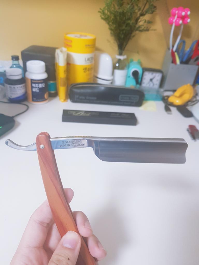 Ralf Aust Carbon Steel 6.8 in Spanish Point Straight Razor with Rosewood Scales, Jimps, and Engraved Spine #5
