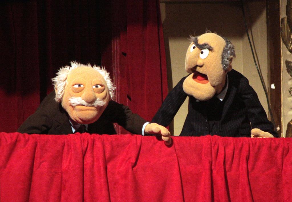 Statler-and-Waldorf.jpg.58c1b96d6cf6d32ec19227ead4270360.jpg