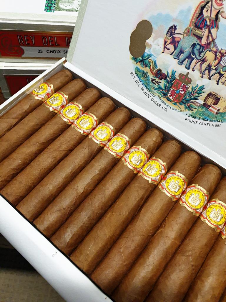 El Rey Del Mundo Choix Supreme HQ MAY 20.jpg