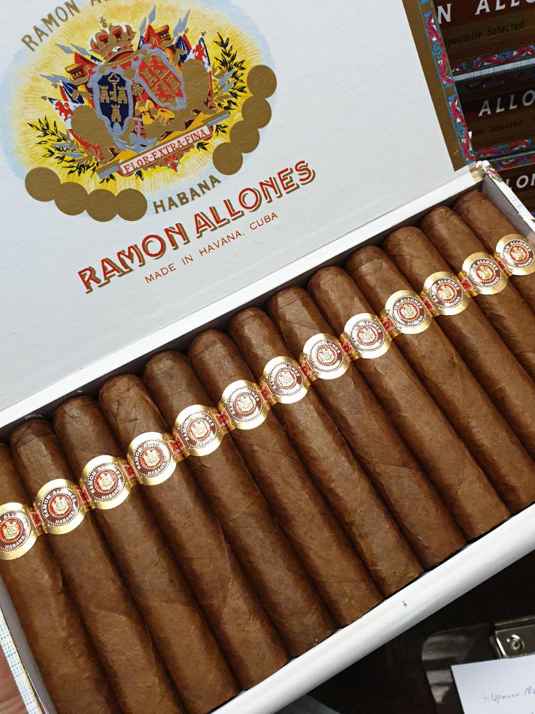 Ramon Allones Specially Select PSP DEC 21.jpg