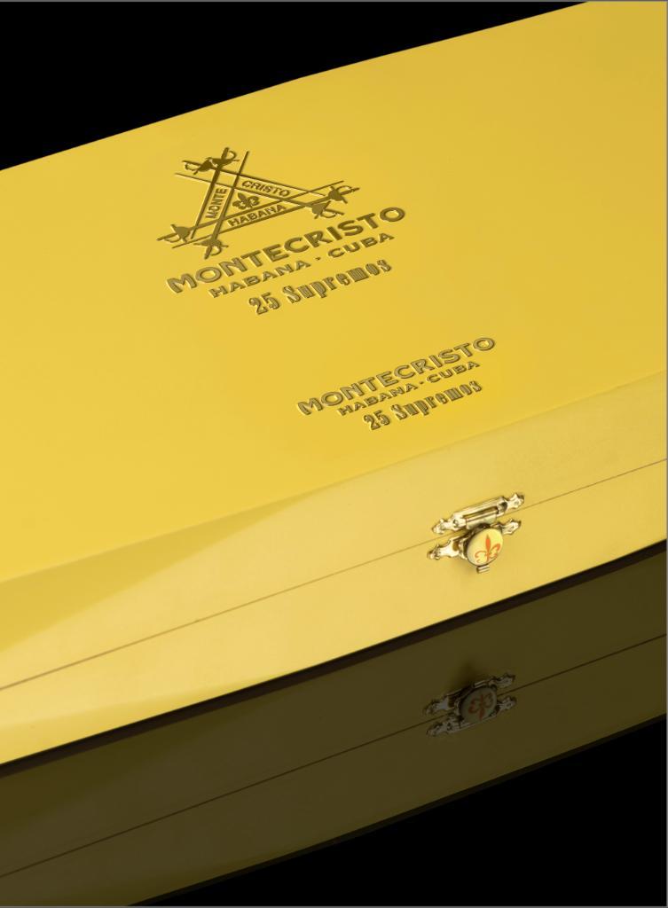 Montecristo-Supremos-EL-2019-box-beauty.jpg