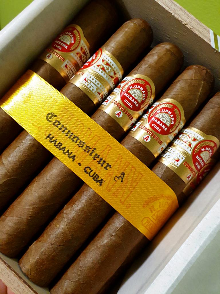 H. Upmann Connoisseur A PSP.jpg