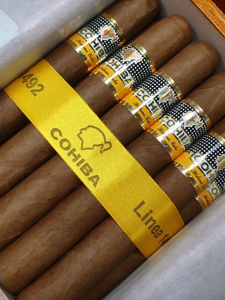 Cohiba Siglo IV CL 2021.jpg