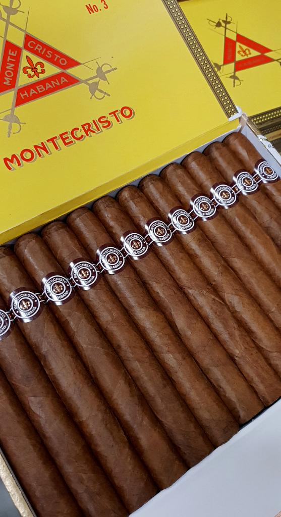 Montecristo Number 3 PSP SEP 18.jpg