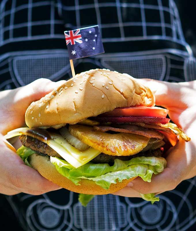 Australian-Hamburger-with-the-lot.jpg.7a48efcc70172876b02b6bd5209735fd.jpg