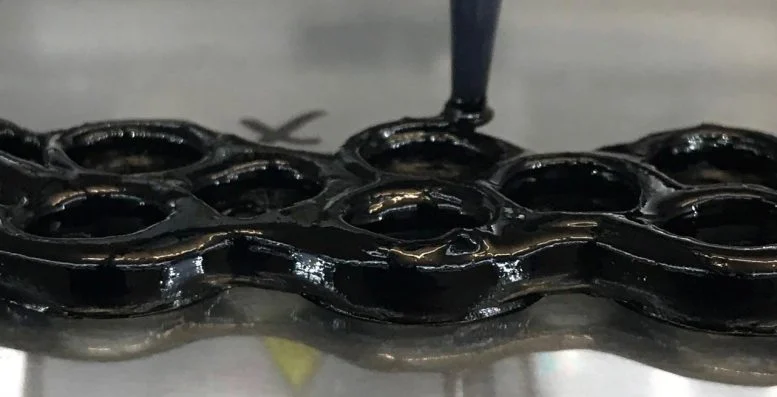 Flexible-and-Conductive-Material-With-Adaptive-Durability-777x397.webp.0ccf0668553a4479bca4f5e26054f81d.webp