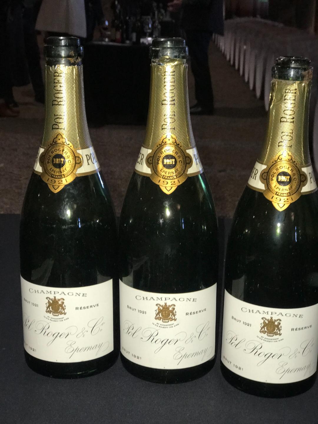 yalumba-175th-plus-plus-206.jpg.acd59f92045d76665e234341fcac884b.jpg