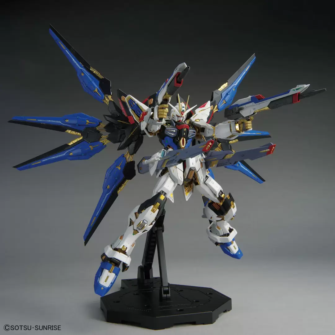 gundam_mgex_1100_strike_freedom_mk_04.webp.d28e9054070dac05db6e8fab5b5301cd.webp