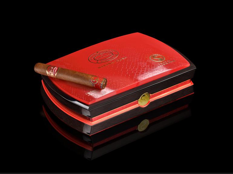 PARTAGAS-CEDROS-4.jpg.465a3ea8b732754fb0711ef1d3ed4315.jpg