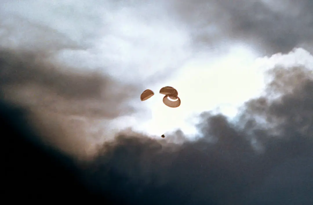 merlin_183573834_ff2a8ba5-960e-4d53-b820-d0b3e5675373-superJumbo.thumb.webp.4b388bd103b034f27b0281ecf7469bb2.webp